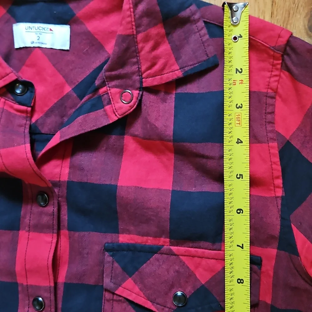 Untuckit Women Button Up Shirt 2 Red Plaid DYLAN Collared Front